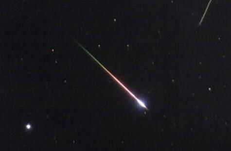 2022年天琴座流星雨会在何时何地出现?