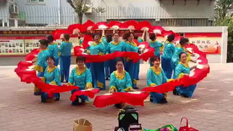 人人有爱心相见满面春是什么歌