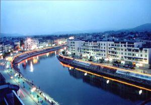 安徽青阳县属于哪个市，安徽青阳中学