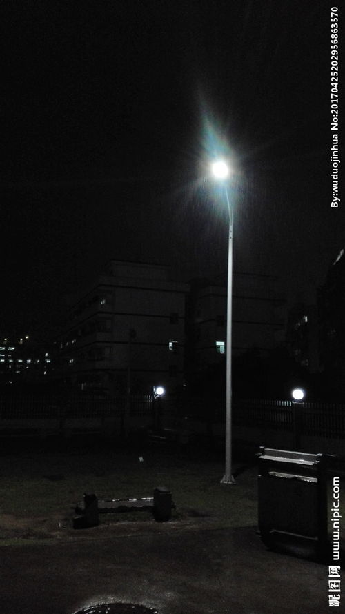 下雨的夜晚唯美句子，下雨的夜晚歌词