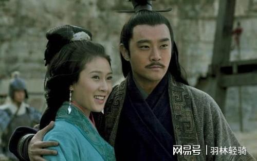 《资治通鉴赤壁之战》中的“孙讨虏聪明仁惠”中的“讨虏”是什么意思