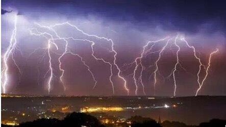 真是天有不测风云的意思，天有不测风云的意思是比喻什么