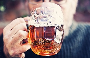 梦见梦和朋友喝酒