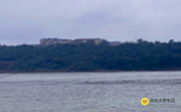 关于长江的古诗词名句英文版本，关于长江的古诗词名句摘抄