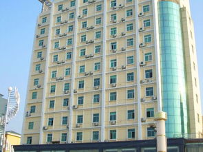 南京王府大街到滨江花园酒店怎么走