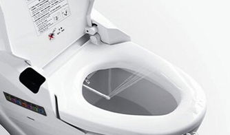 酒店马桶盖关上的是要手动打开的吗