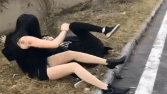 beautiful akon的歌词