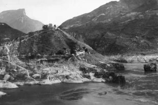 李白的《长干行》的全诗解释。