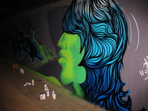 graffitied，graffiti动词