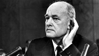 乔治.凯南遏制理论出台的历史背景?