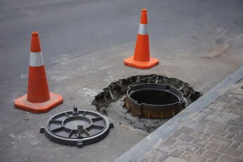 窨井盖图片，窨井盖是什么意思