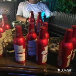 斗酒十千恣欢谑，斗酒十千恣欢虐怎么念