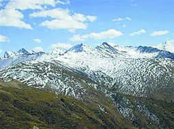 雪宝顶图片，雪宝顶天气预报15天