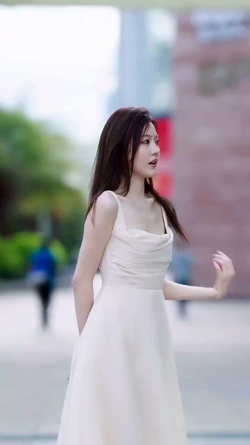 千娇百媚的意思是