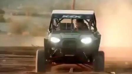 狂放歌词中文谐音歌词，狂放歌词