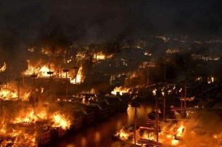 借东风火烧赤壁的主要内容，火烧赤壁的主要内容150字