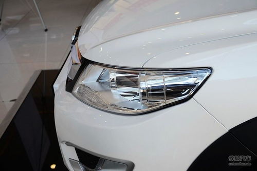 汽车珍珠白漆的优点和缺点