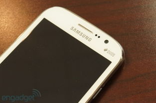 手机上三星标志旁的DUOS是什么意思?