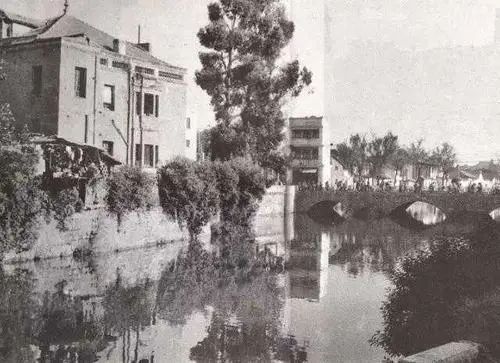 买办资产阶级是指什么啊?