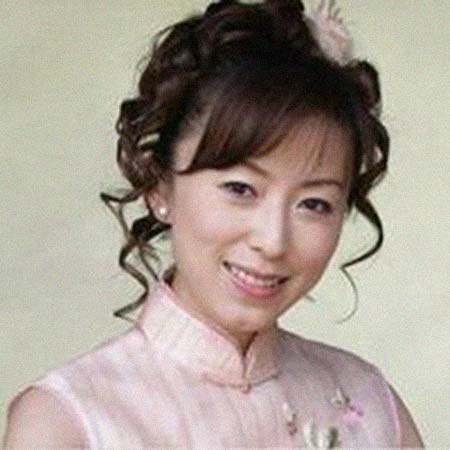 伍若男，伍芳泽