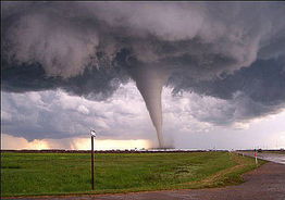 龙卷风图片卡通，龙卷风图片真实