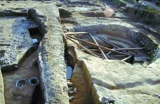 发掘的读音是什么