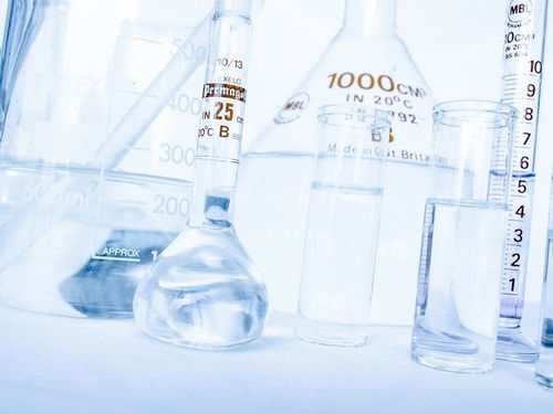 电解质溶液导电的原因，电解质溶液的作用