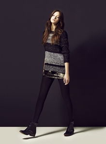 开头是高音符号的衣服品牌