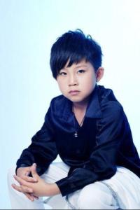 宛金秋微博，宛金秋和霍华德谁高