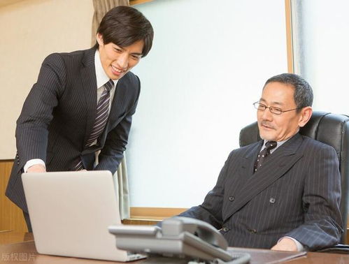 面对新上任的领导。你们会如何应对?