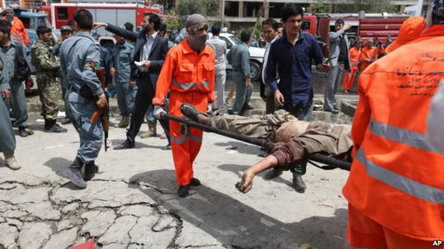 袭击的英文怎么说，袭击的英文struck