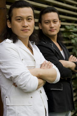 过年好天孪兄弟，天孪兄弟简介