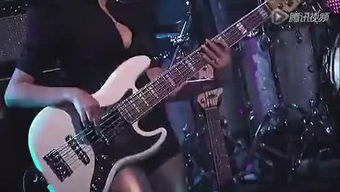 trespassing翻译，Trespassing歌曲下载