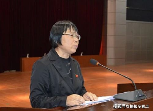 如何评价张桂梅老师?