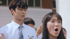 昤的拼音，昤昽