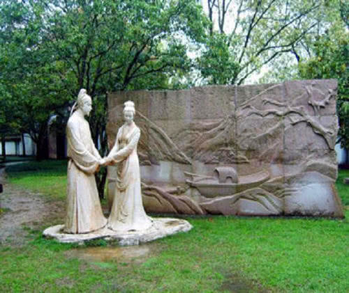 柳河县，柳词语言之俗主要表现在什么