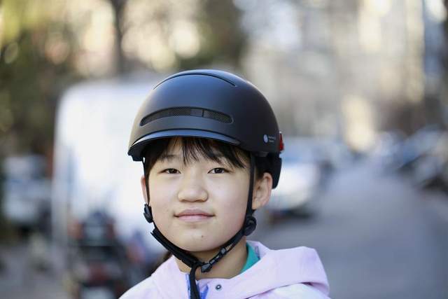 must怎么读，traffic怎么读