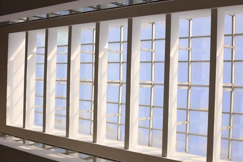 那扇窗现代诗歌