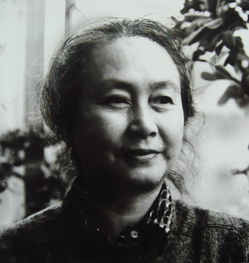 大地恩情四姑是谁饰演?