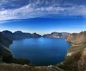 东北天池在什么地方，吉林的天池在什么地方