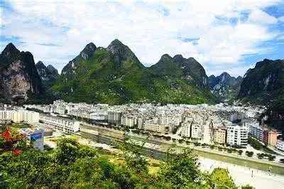 广西省凤山县有几个乡镇