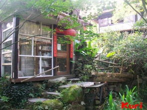 方宅十余亩草屋七八间榆柳荫后檐桃李罗堂前扩写，方宅十余亩草屋七八间修辞手法