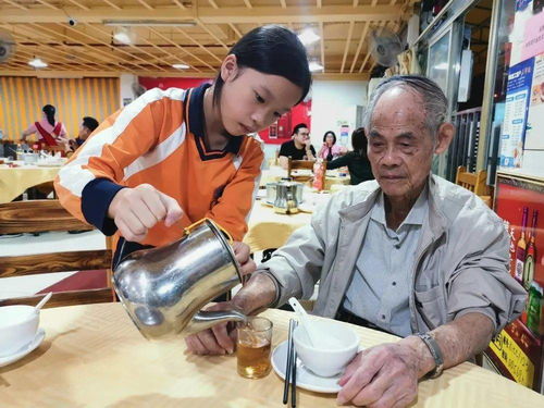 孝老敬亲主要事迹300字，孝老敬亲图片大全