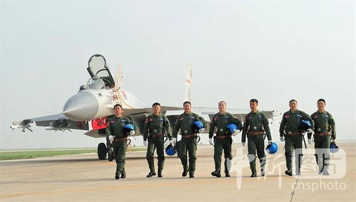 人民海军向前进歌词是什么