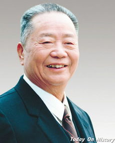 头涔涔泪潸潸的意思