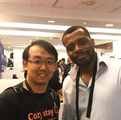 有首歌歌词大概:“家是温柔港湾,你我就是停泊的船”请问这是谁唱的叫