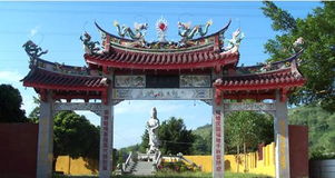 五里亭茶叶批发市场，五里亭第一小学