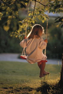 小学生荡秋千的作文【八篇】