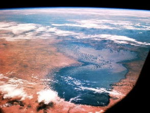 非洲的乍得湖为何面积越来越小?