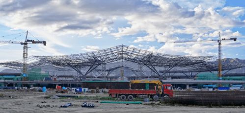 拉萨贡嘎机场离布达拉宫有多远，拉萨贡嘎机场附近酒店